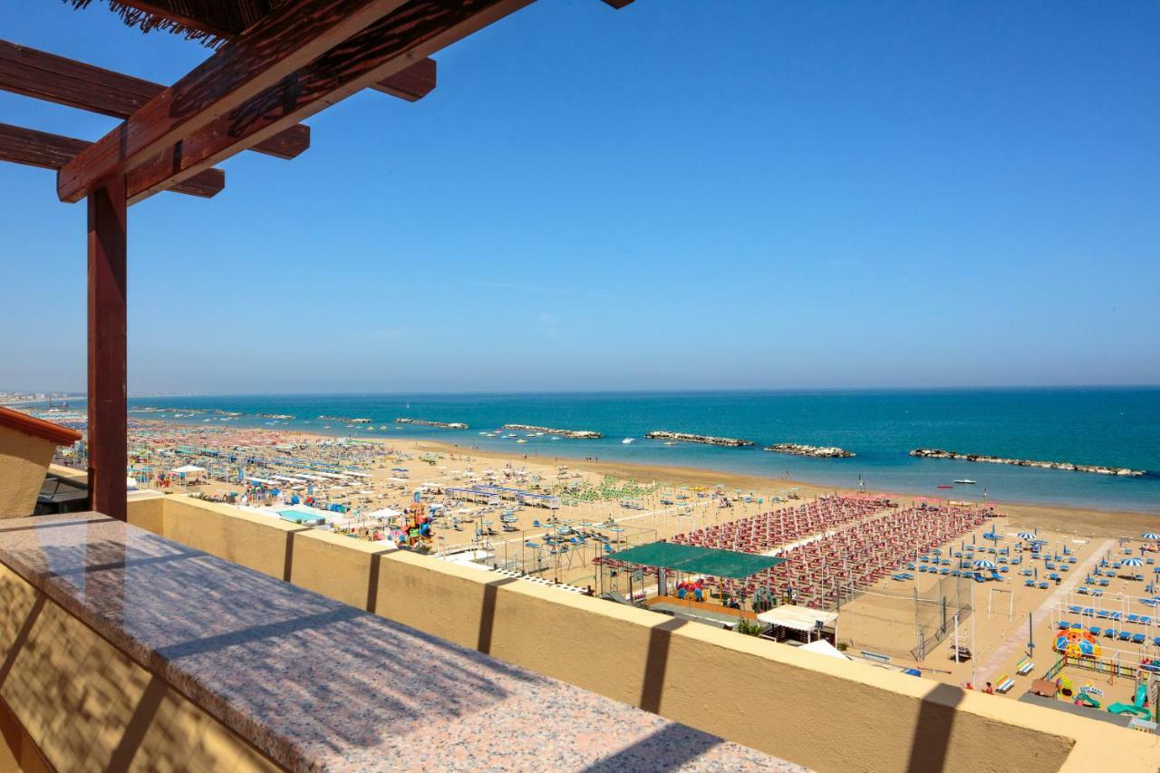 Appartamento con 1 Camera da Letto, Vista Mare e Terrazza